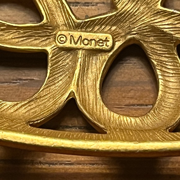 Vintage Monet Brooch - Picture 3 of 3